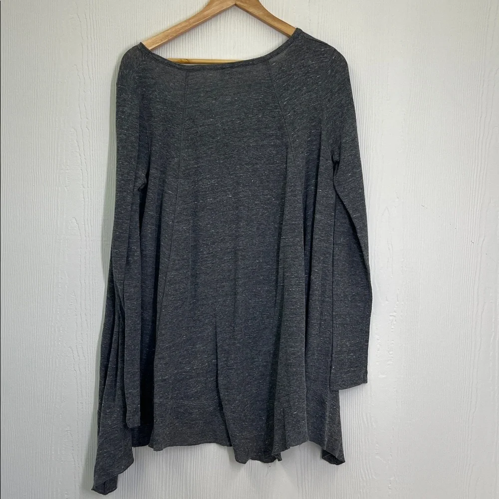 Free People - We The Free Gray Oversized Long Sleeve Thermal Blouse Size Small